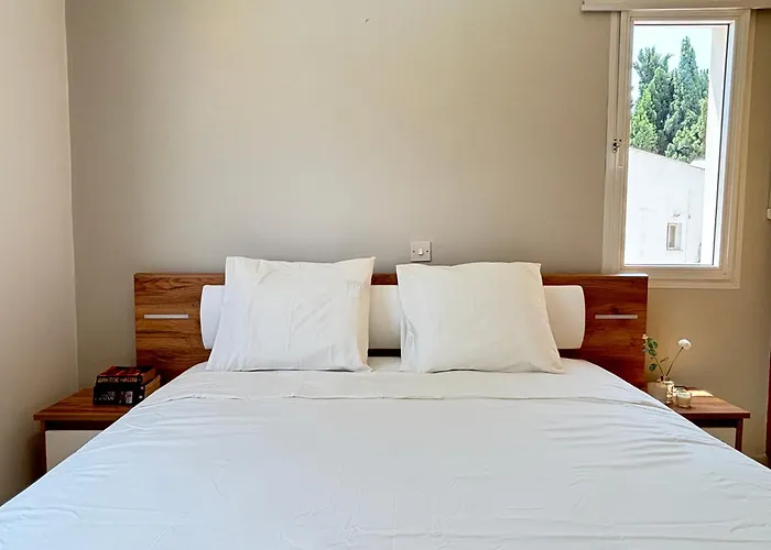 Stylish One Bedroom Apartment At Paphos Harbour