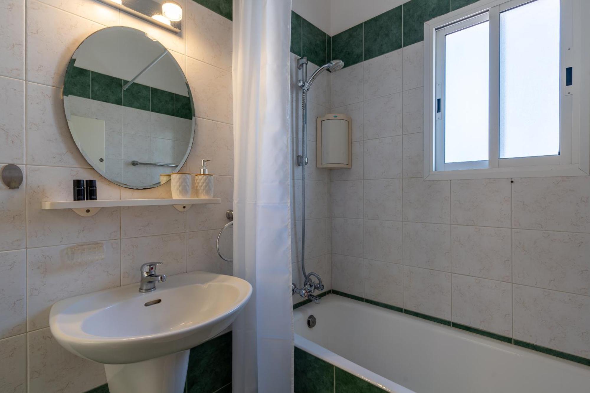 Apartment Stylish One Bedroom At Harbour *